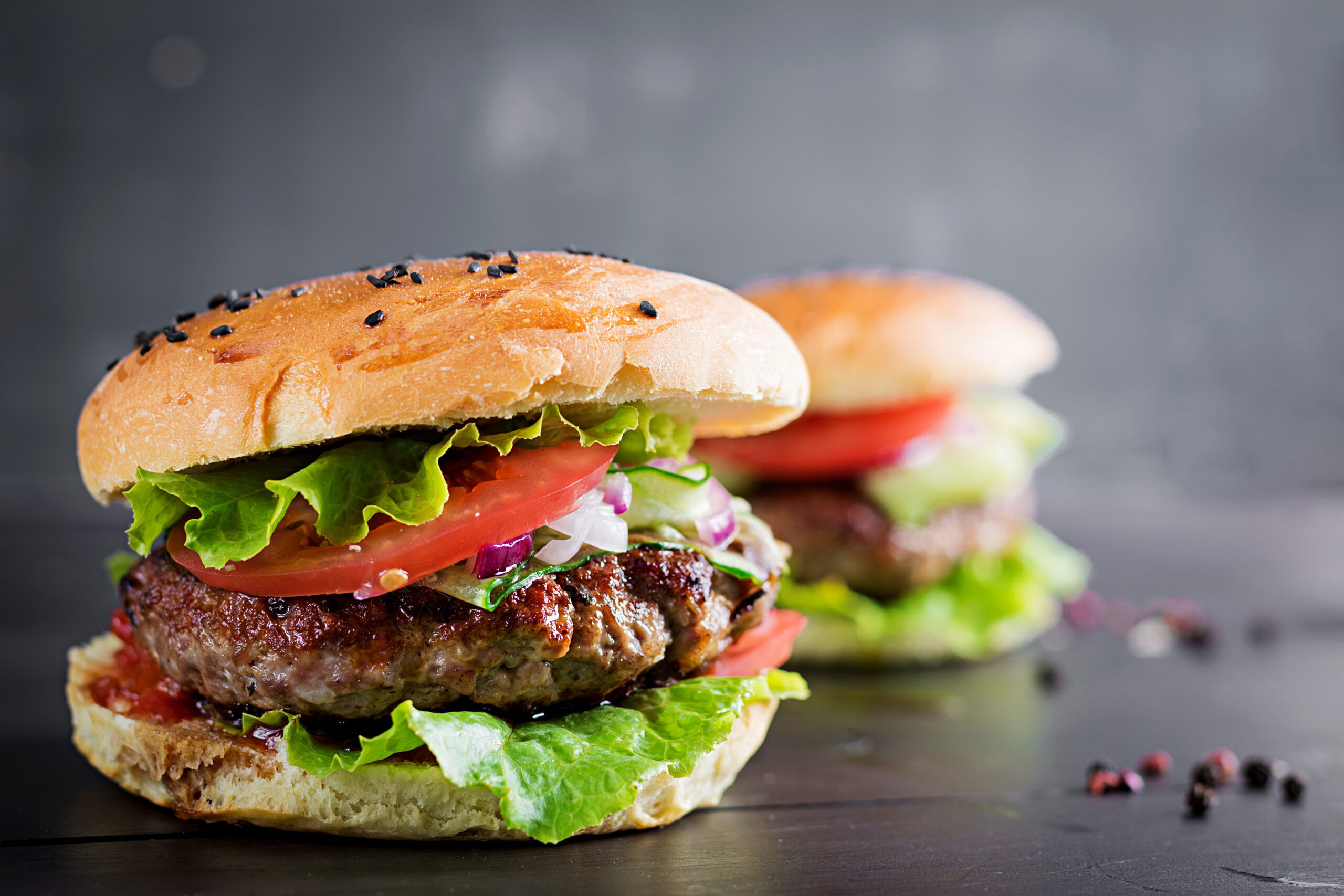 Enjoy a Classic Juicy Beef Burger at Home